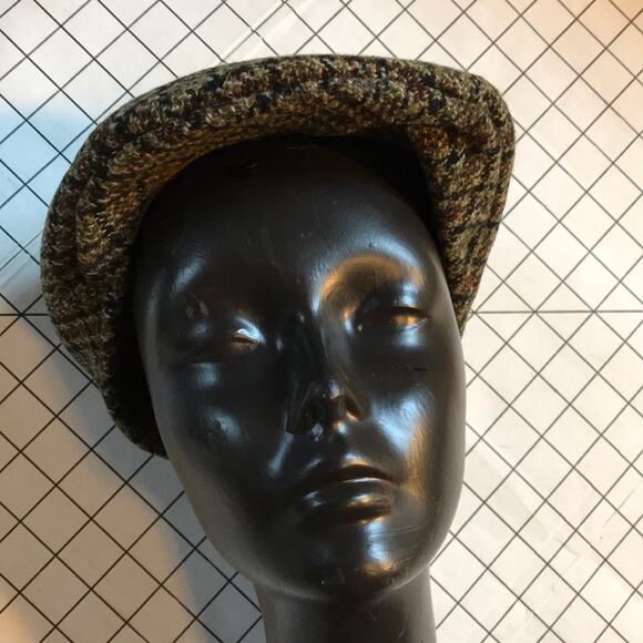 Made in England Plaid Wool Cap. OS - Picture 3 of 4